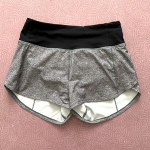 Lululemon Women’s Speed Up Mid-Rise Lined Shorts 4”, Heather Lux Multi Black, 2